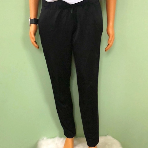 BURBERRY Men´s Black Heavyweight Tapered Jogger Pants...